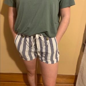 American Eagle tie shorts